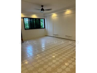 For Sale - 906 Tampines Avenue 4