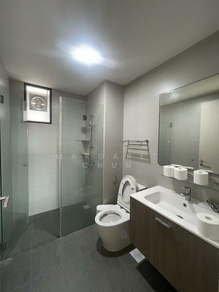 The Amore, 53 Edgedale Plains, 2 Bedrooms, 764 sqft, Executive Condominium For Rent, by Margaret CHUN, 500052315 - Bathroom - PropertyGuru.com.sg