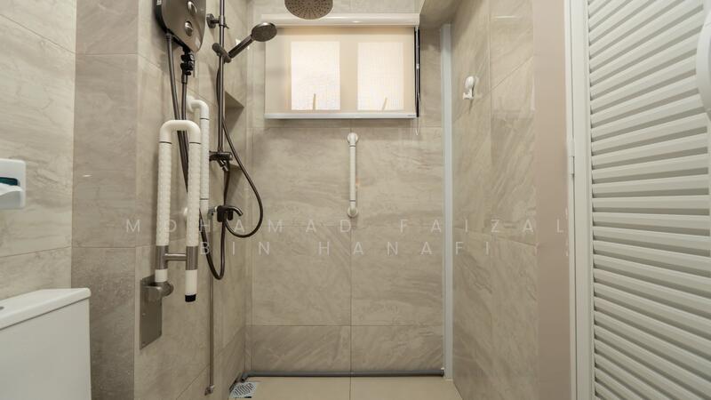 553 Woodlands Drive 44 HDB Flat For Sale at S$ 750,000 | PropertyGuru Singapore - Bathroom