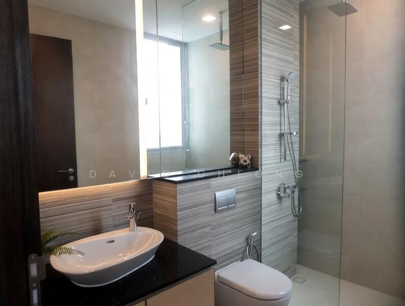 Kallang Riverside Condominium For Sale at S$ 2,670,000 | PropertyGuru Singapore - Bathroom