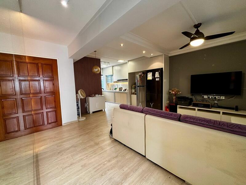 For Sale - 343 Tampines Street 33