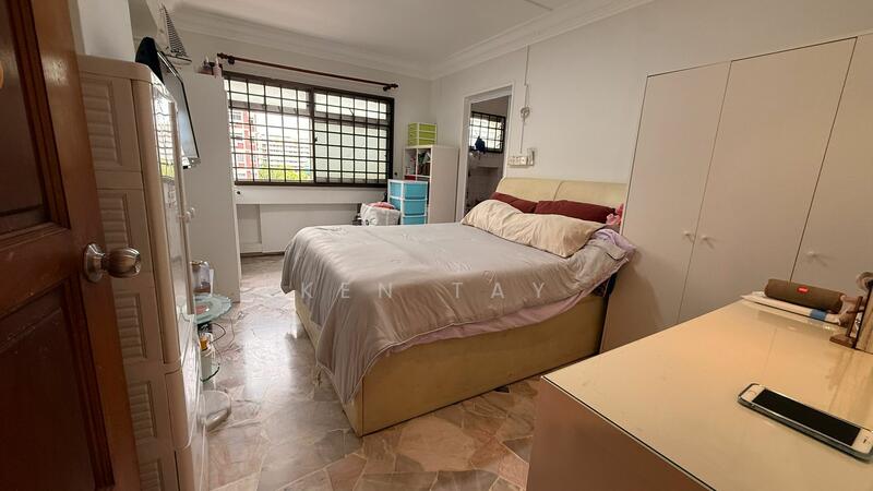 For Sale - 343 Tampines Street 33