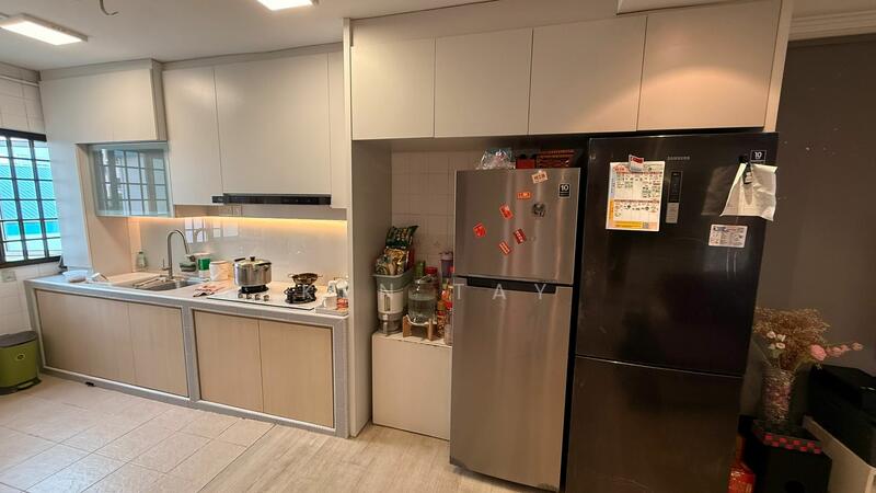 For Sale - 343 Tampines Street 33