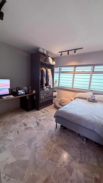 For Sale - 343 Tampines Street 33