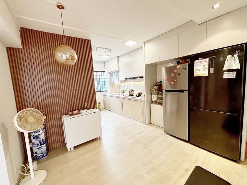 343 Tampines Street 33, 343 Tampines Street 33, 4 Bedrooms, 1,152 sqft, HDB Flat For Sale, by Ken Tay, 500052378 - Kitchen - PropertyGuru.com.sg