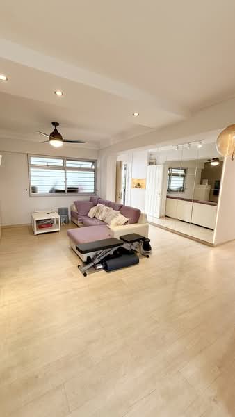343 Tampines Street 33, 343 Tampines Street 33, 4 Bedrooms, 1,152 sqft, HDB Flat For Sale, by Ken Tay, 500052378 - Living Room - PropertyGuru.com.sg