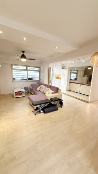 343 Tampines Street 33, 343 Tampines Street 33, 4 Bedrooms, 1,152 sqft, HDB Flat For Sale, by Ken Tay, 500052378 - Living Room - PropertyGuru.com.sg