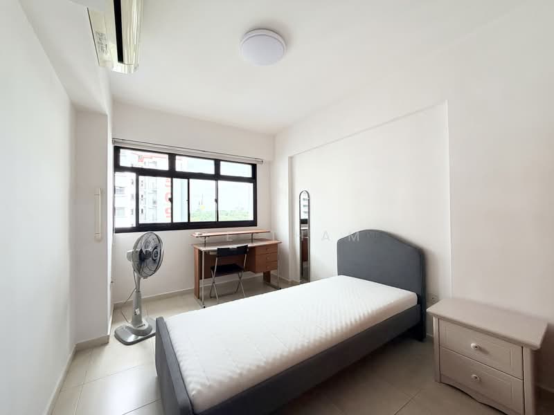 508B Wellington Circle, 508B Wellington Circle, 3 Bedrooms, 969 sqft, HDB Flat For Sale, by Ice Tham, 500052405 - Bedroom - PropertyGuru.com.sg