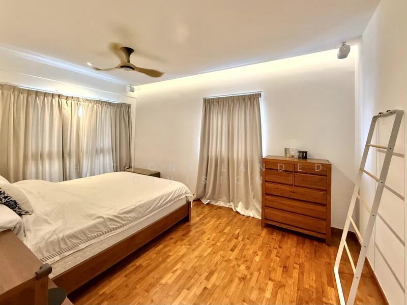 Charming 5+2 Room Corner Terrace near Tao Nan Sch & Marine Terrace MRT Corner Terrace For Sale at S$ 7,680,000 | PropertyGuru Singapore - Bedroom