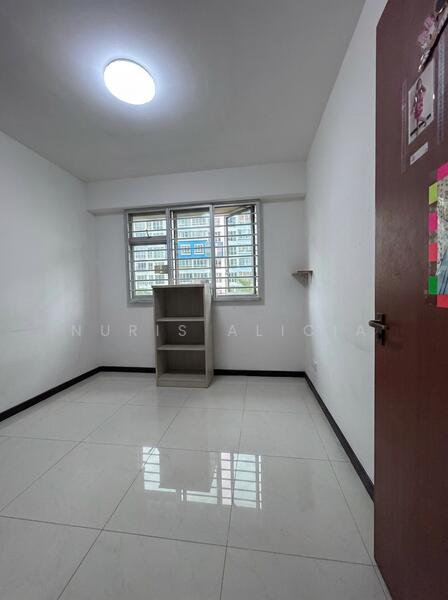 573A Woodlands Drive 16 HDB Flat For Sale at S$ 520,000 | PropertyGuru Singapore - Interior