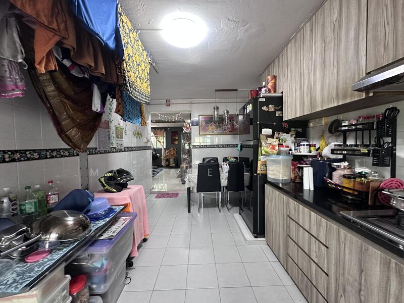 413 Ang Mo Kio Avenue 10 HDB Flat For Sale at S$ 550,000 | PropertyGuru Singapore