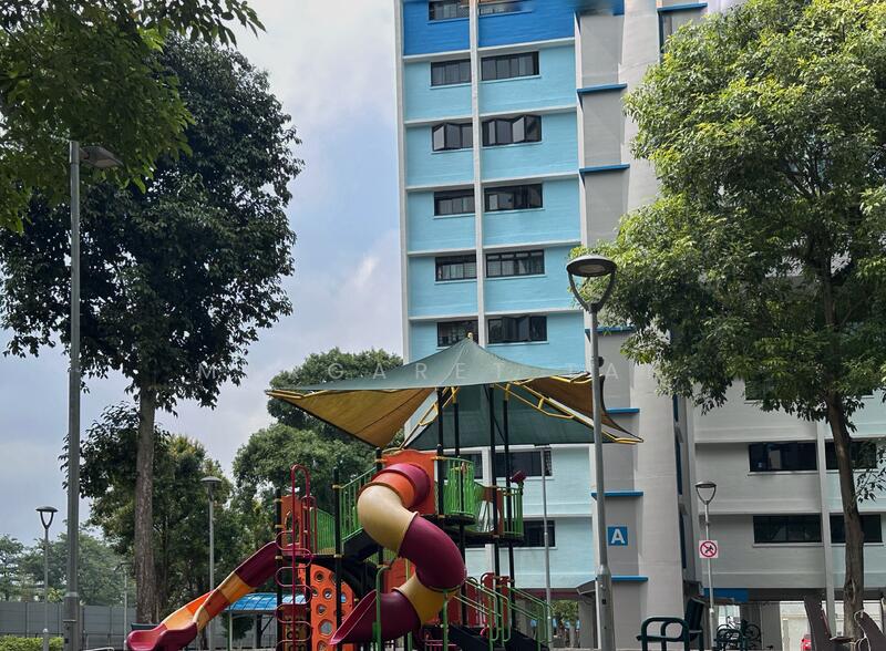 413 Ang Mo Kio Avenue 10 HDB Flat For Sale at S$ 550,000 | PropertyGuru Singapore
