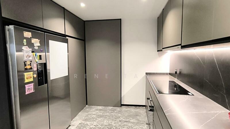 The Sail @ Marina Bay Condominium For Sale at S$ 3,550,000 | PropertyGuru Singapore - Kitchen