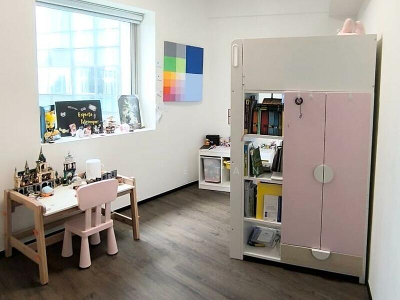 The Sail @ Marina Bay Condominium For Sale at S$ 3,550,000 | PropertyGuru Singapore - Study