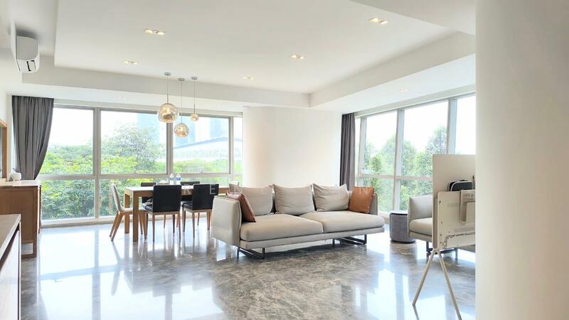 The Sail @ Marina Bay Condominium For Sale at S$ 3,550,000 | PropertyGuru Singapore - Living Room