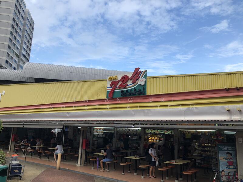 727 Ang Mo Kio Avenue 6, 727 Ang Mo Kio Avenue 6 Opposite Hawker, 1,500 sqft, Shop / Shophouse For Rent, by Ben ANG 洪振財, 500052476 - Facing Opposite 724 Hawker - CommercialGuru.com.sg