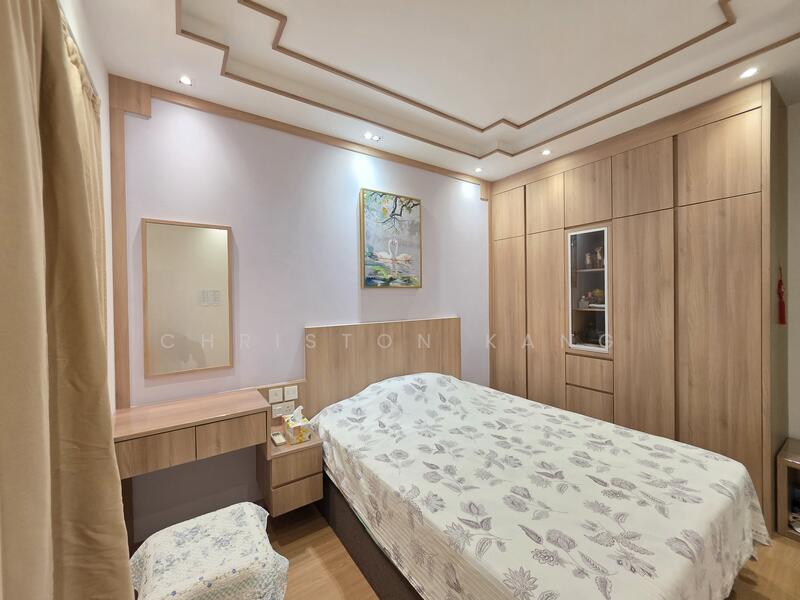 The Brownstone, 160 Canberra Drive, Room Rental, 120 sqft, Executive Condominium For Rent, by Christon Kang, 500052482 - Master Bedroom - PropertyGuru.com.sg