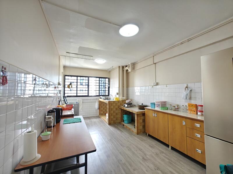 For Sale - 317 Hougang Avenue 7