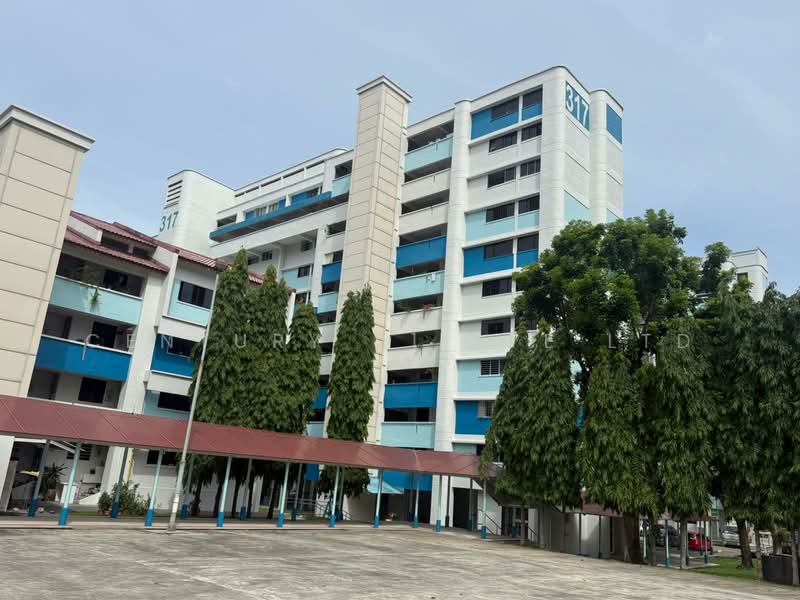 317 Hougang Avenue 7, 317 Hougang Avenue 7, 3 Bedrooms, 1,001 sqft, HDB Flat For Sale, by LAU YING MING (EDDY), 500052498 - Exterior - PropertyGuru.com.sg