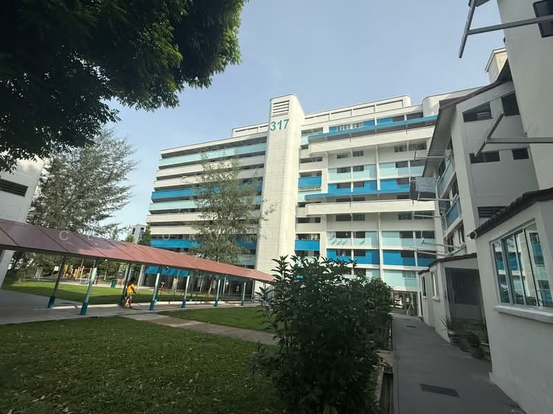 317 Hougang Avenue 7, 317 Hougang Avenue 7, 3 Bedrooms, 1,001 sqft, HDB Flat For Sale, by LAU YING MING (EDDY), 500052498 - Exterior - PropertyGuru.com.sg