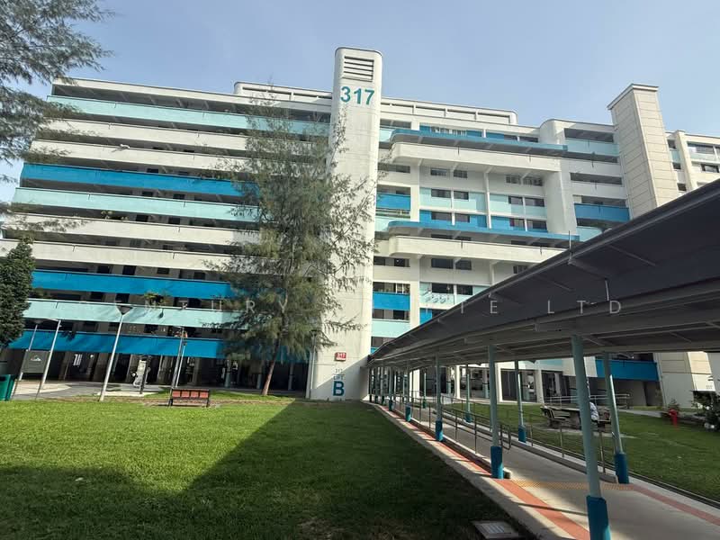 317 Hougang Avenue 7, 317 Hougang Avenue 7, 3 Bedrooms, 1,001 sqft, HDB Flat For Sale, by LAU YING MING (EDDY), 500052498 - Exterior - PropertyGuru.com.sg