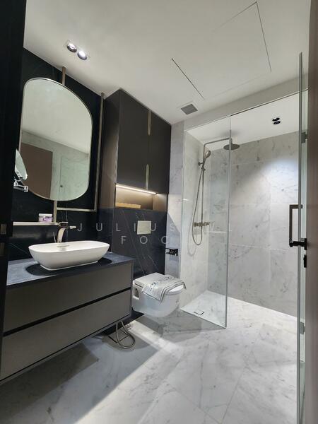 One Bernam, 1 Bernam Street, 2 Bedrooms, 807 sqft, Condominium For Rent, by Julius WL Fock, 500052505 - PropertyGuru.com.sg