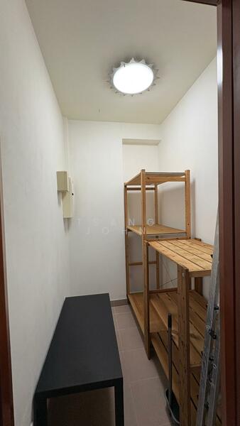 Woodsvale, 11 Woodlands Drive 72, 3 Bedrooms, 1,227 sqft, Condominium For Rent, by Tsang John, 500052508 - Interior - PropertyGuru.com.sg