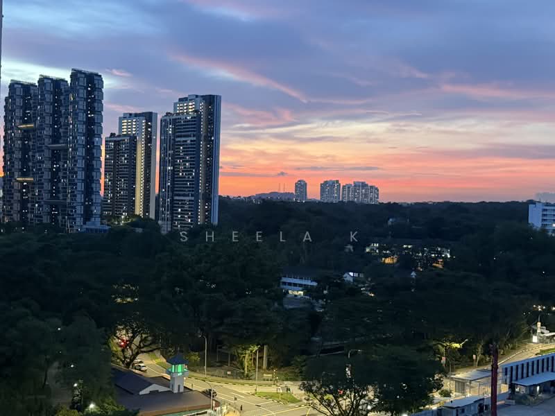 Tanglin Regency, 383 Tanglin Road, 2 Bedrooms, 883 sqft, Condominium For Sale, by Sheela K, 500052510 - Evening view from living/Balcony - PropertyGuru.com.sg
