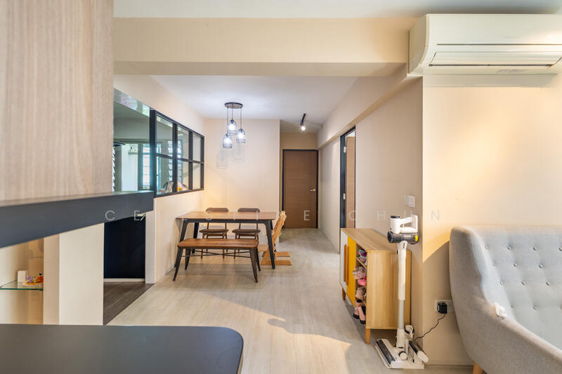 17B Circuit Road HDB Flat For Sale at S$ 990,000 | PropertyGuru Singapore - Dining Room