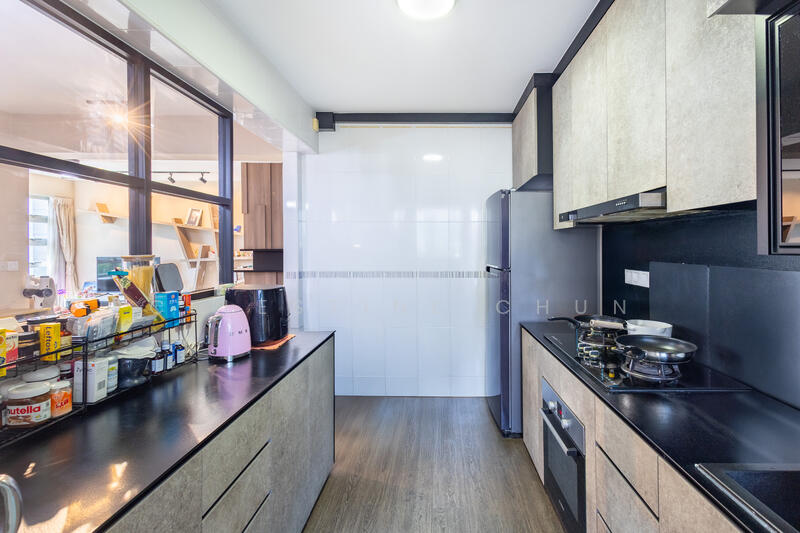 17B Circuit Road HDB Flat For Sale at S$ 990,000 | PropertyGuru Singapore - Kitchen