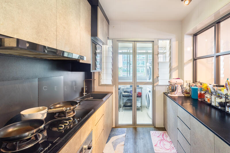 17B Circuit Road HDB Flat For Sale at S$ 990,000 | PropertyGuru Singapore - Kitchen