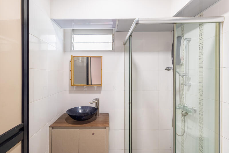 17B Circuit Road HDB Flat For Sale at S$ 990,000 | PropertyGuru Singapore - Bathroom
