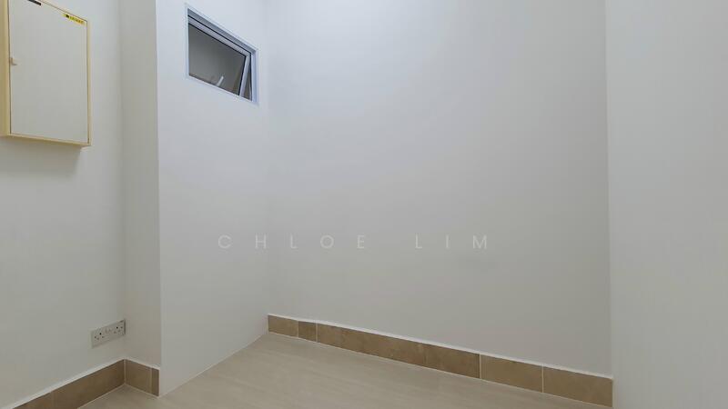 Nineteen Shelford Condominium For Sale at S$ 1,480,000 | PropertyGuru Singapore - Study room