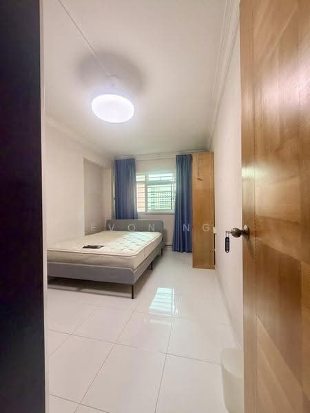 10E Bedok South Avenue 2, 10E Bedok South Avenue 2, Bedok / Upper East Coast, Room Rental, 125 sqft, HDB Flat For Rent, by Evon Ng, 500052553 - Bedroom - PropertyGuru.com.sg