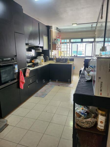 150 Woodlands Street 13, 150 Woodlands Street 13, Room Rental, 150 sqft, HDB Flat For Rent, by Kelsey Teo, 500052554 - Kitchen - PropertyGuru.com.sg