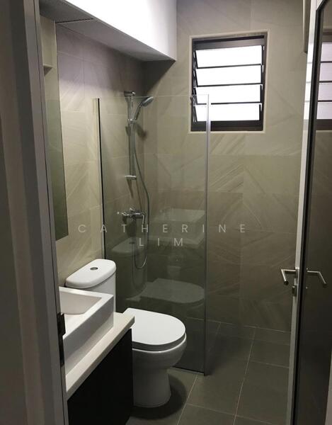 185 Bedok North Road HDB Flat For Sale at S$ 838,888 | PropertyGuru Singapore - Bathroom