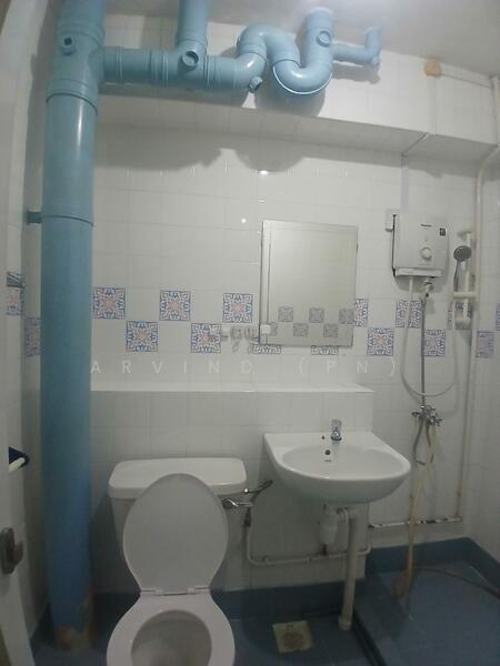 435 Choa Chu Kang Avenue 4, 435 Choa Chu Kang Avenue 4, 1 Bedroom, 721 sqft, HDB Flat For Rent, by Arvind (PN), 500052651 - Bathroom - PropertyGuru.com.sg