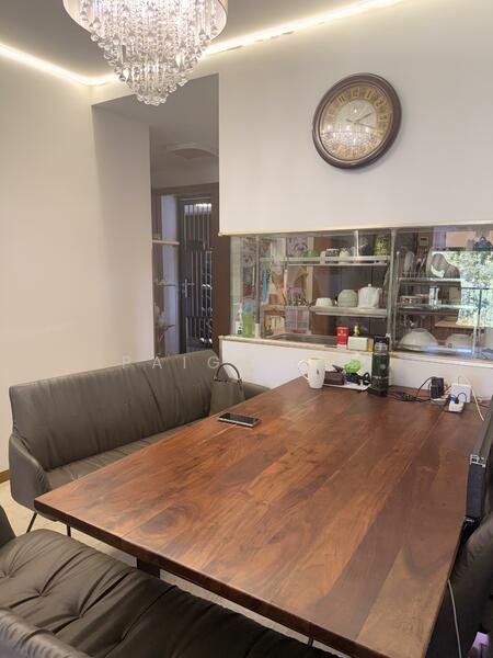 Kingsford Waterbay Condominium For Sale at S$ 1,950,000 | PropertyGuru Singapore