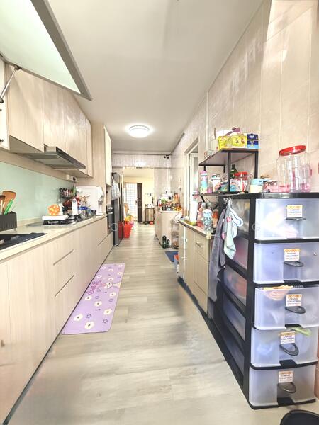 622 Senja Road HDB Flat For Sale at S$ 708,000 | PropertyGuru Singapore - Kitchen