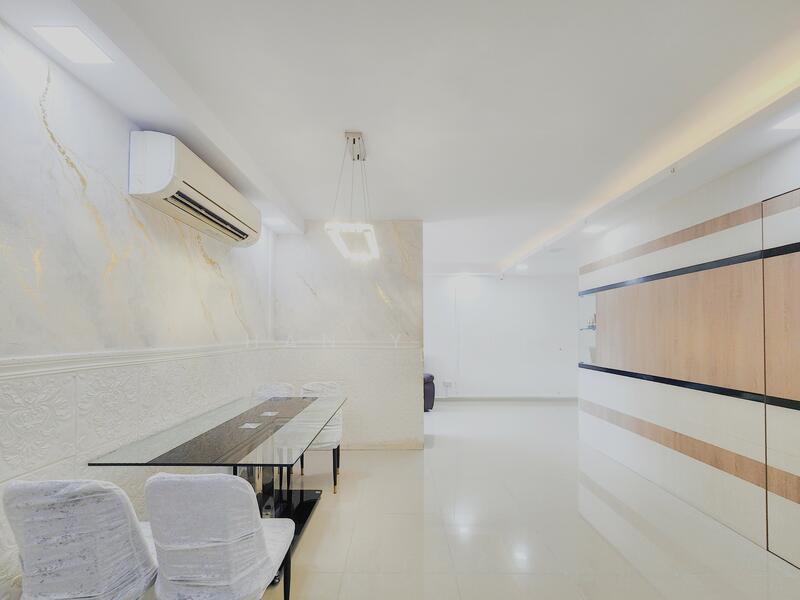 70 Redhill Close HDB Flat For Sale at S$ 899,000 | PropertyGuru Singapore - Dining Room