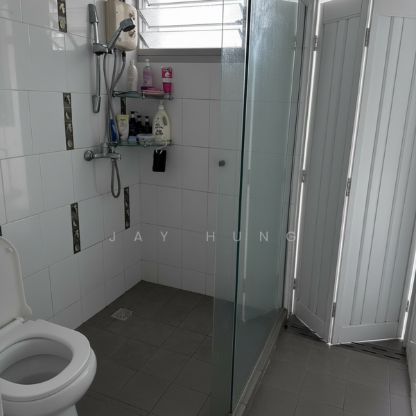 420 Clementi Avenue 1, 420 Clementi Avenue 1, Room Rental, 1 sqft, HDB Flat For Rent, by Jay Hung, 500052688 - Bathroom - PropertyGuru.com.sg