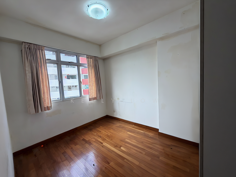 Freehold, City Fringe, at $2,000 psf! Condominium For Sale at S$ 2,196,000 | PropertyGuru Singapore - Bedroom