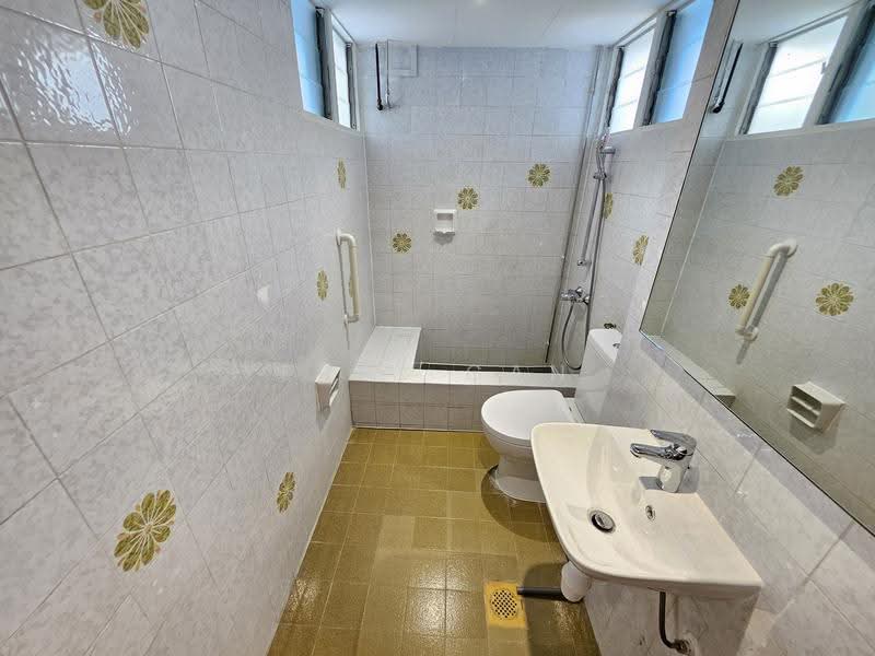 Common Bathroom