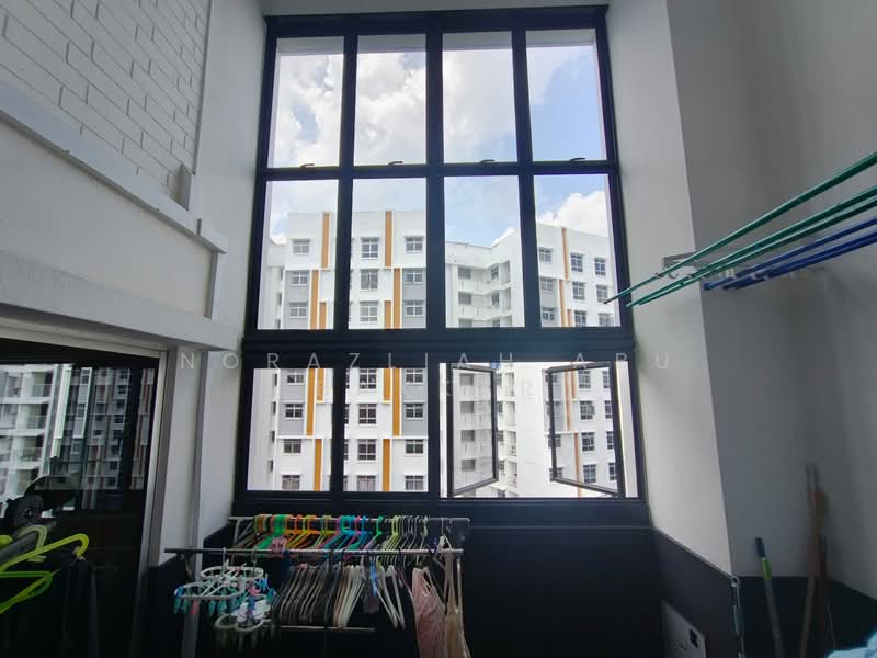 387 Yishun Ring Road HDB Flat For Sale at S$ 960,000 | PropertyGuru Singapore - Balcony