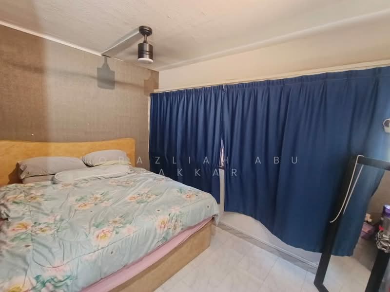 387 Yishun Ring Road HDB Flat For Sale at S$ 960,000 | PropertyGuru Singapore - Bedroom
