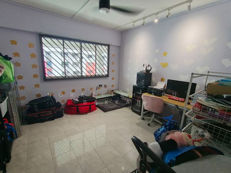 387 Yishun Ring Road HDB Flat For Sale at S$ 960,000 | PropertyGuru Singapore