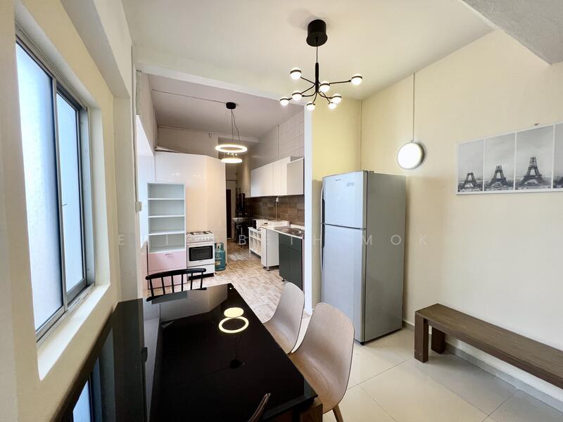 Cheap coliving rooms @ Tanjong Katong road, Tanjong Katong Road, Room Rental, 100 sqft, Shophouse For Rent, by Elizabeth Mok, 500052709 - Dining - PropertyGuru.com.sg