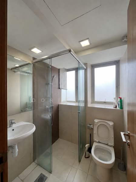 Esta Ruby, 500 Guillimard Road, Room Rental, 180 sqft, Condominium For Rent, by Doris Lum, 500052717 - Bathroom - PropertyGuru.com.sg
