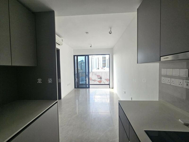 Piccadilly Grand Condominium For Sale at S$ 1,158,000 | PropertyGuru Singapore - Pantry Area