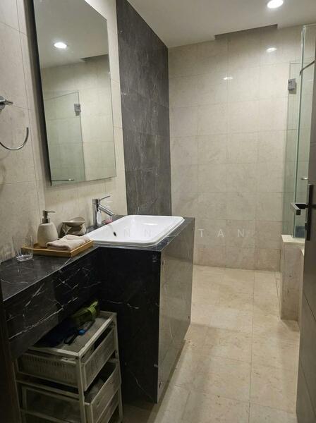 Residences @ Evelyn, , 3 Bedrooms, 1,539 sqft, Condominium For Rent, by Yvonne Tan, 500052734 - Bathroom - PropertyGuru.com.sg